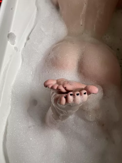 Do I have nice feet? x by fawnthornofficial