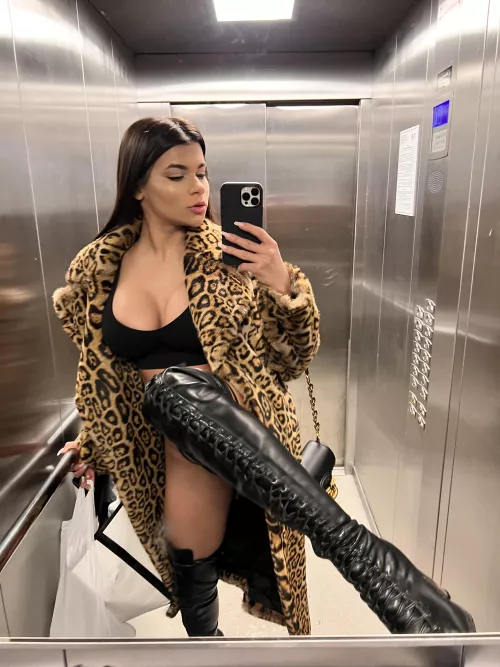 Do I have to be naked? by amukydza