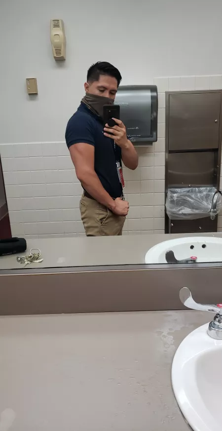 Do I have to show my full face? by Papi_picante