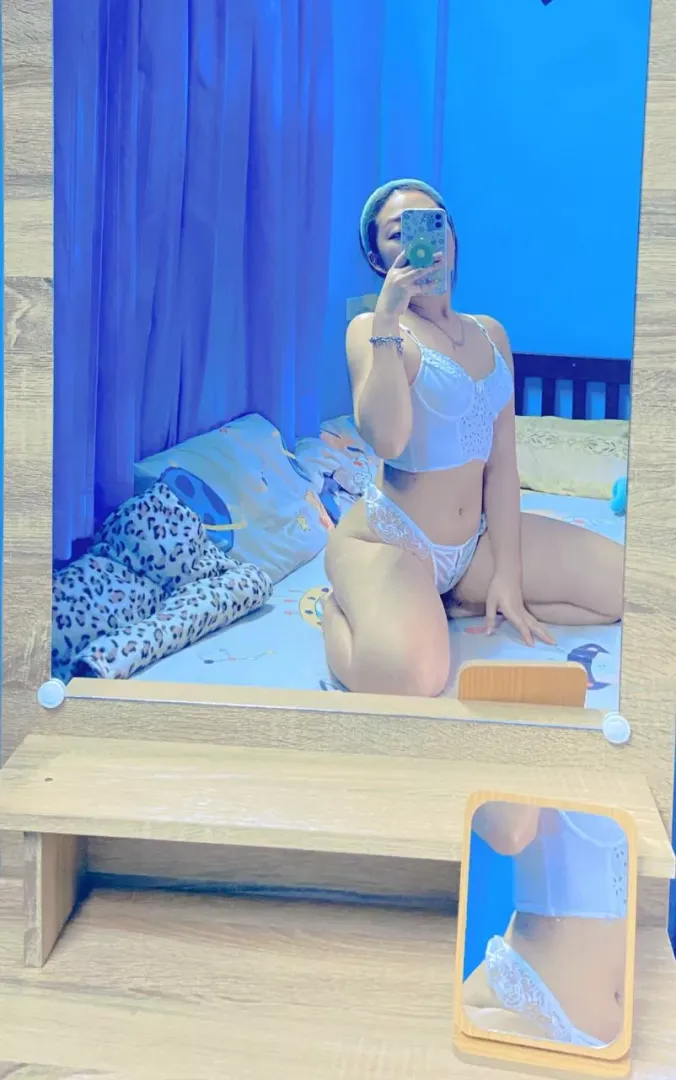 Do I look cute in my lingerie?🥰🙈 who wants to help me take this off?👅💕 posted by PassionMinute