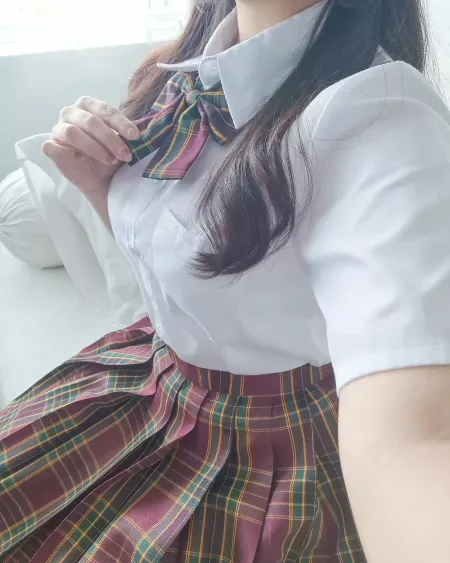 Do I.. look cute in this? ~mochinii by mymochimochi