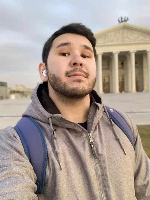 Do I look like a boyfriend material? by jtolibov