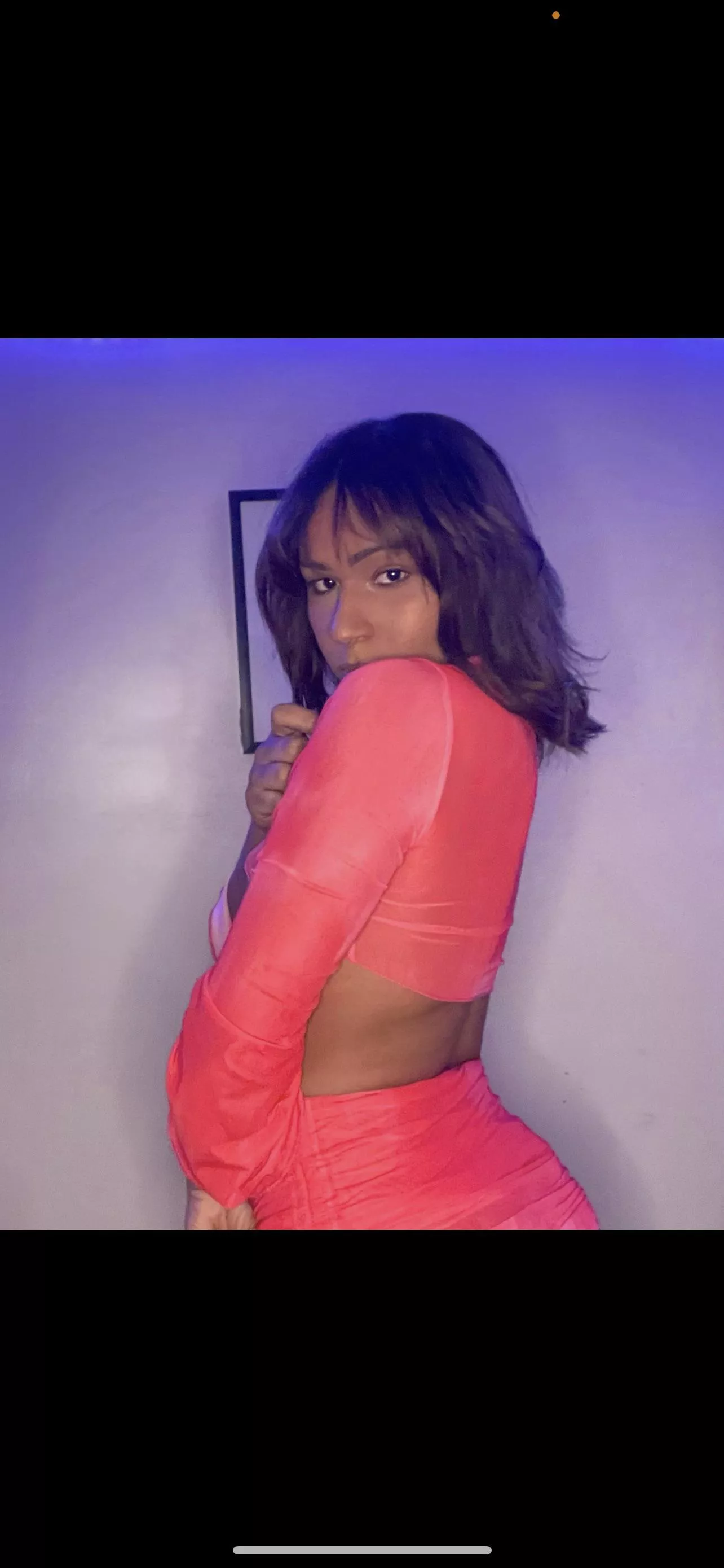 Do i look sexy? posted by Violetloves10