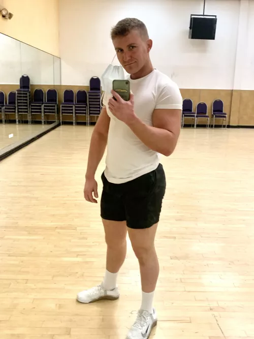 Do I still have time to get abs for Halloween? 😩 by bronabul