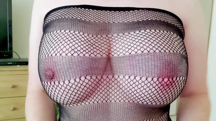 Do my boobs look okay in this? by Buttonsnbows8