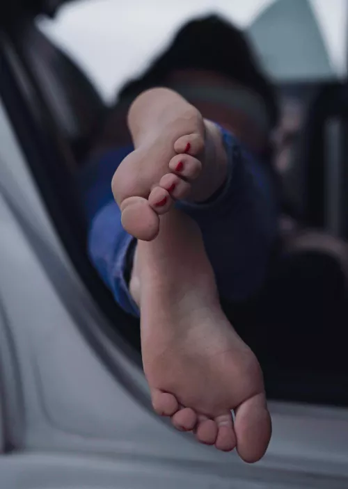 Do my soles look tasty? 👅 by kmi4