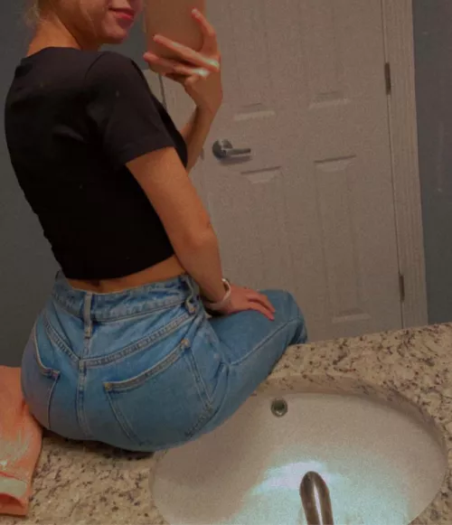 do these jeans make my ass look [F]at? by BabyMiaM