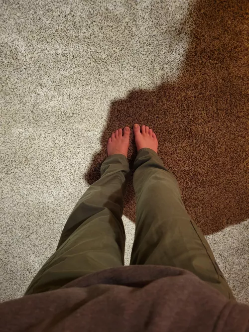 Do these legs make my feet look small? by emmadavissss_