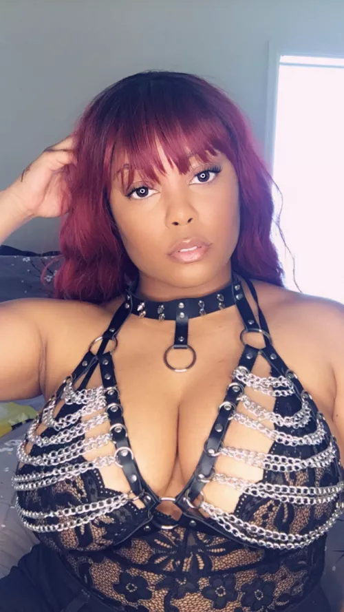 Do these straps make my boobs look big? by goddessmazikeen