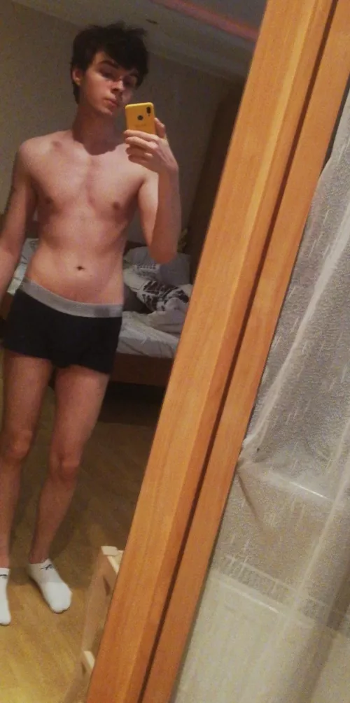 Do u like boys in boxers? ❤️ by twinkboy2002