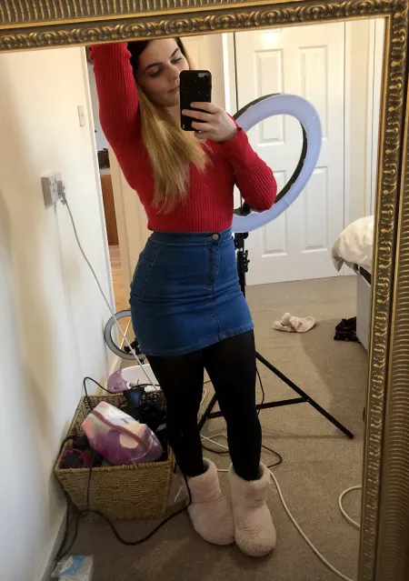 Do u like my nylons? by helenrofficial