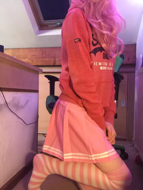 Do u like my socks? >~< by Alternate_shameacc