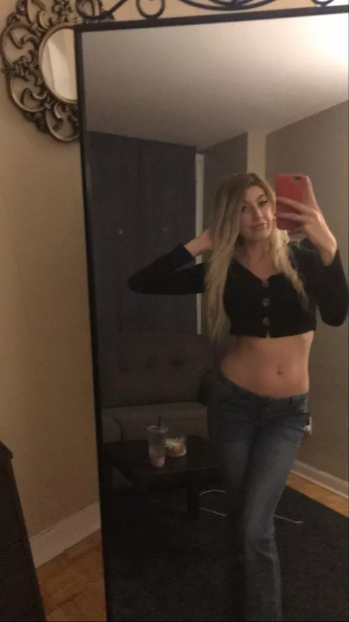 Do u like my tummy? by tina010101