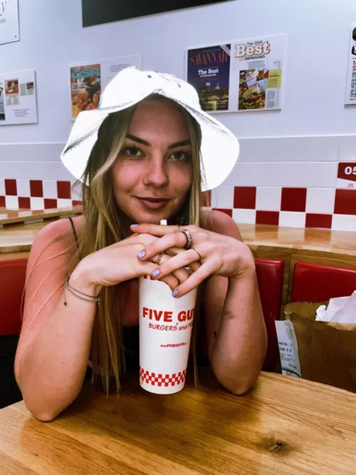 Do u want to talk dirty to me ? by Tia_za