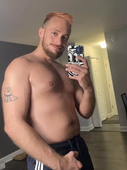 Do we like beefy boys ? by Gabs0n