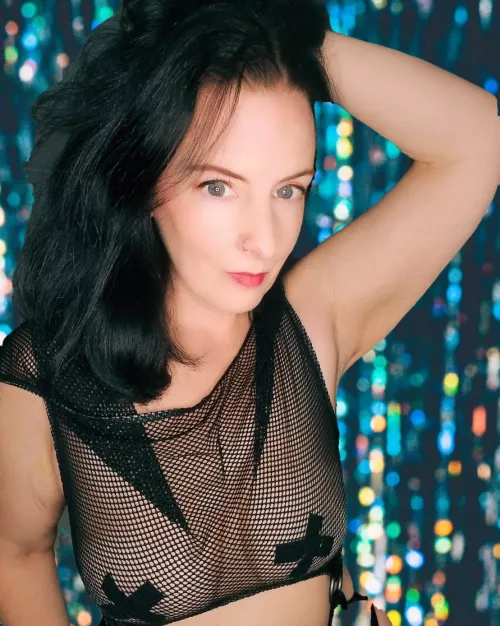 Do You Dare Come Play with a Goth Cougar? (40f) by katautumn81