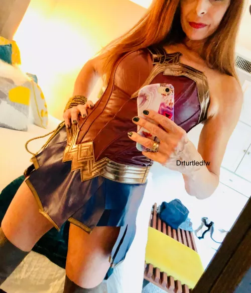 Do you ever wonder what kind of woman I am? 59(f) by drturtledfw