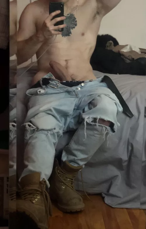 Do you feel obedient?😏 by arronskater19