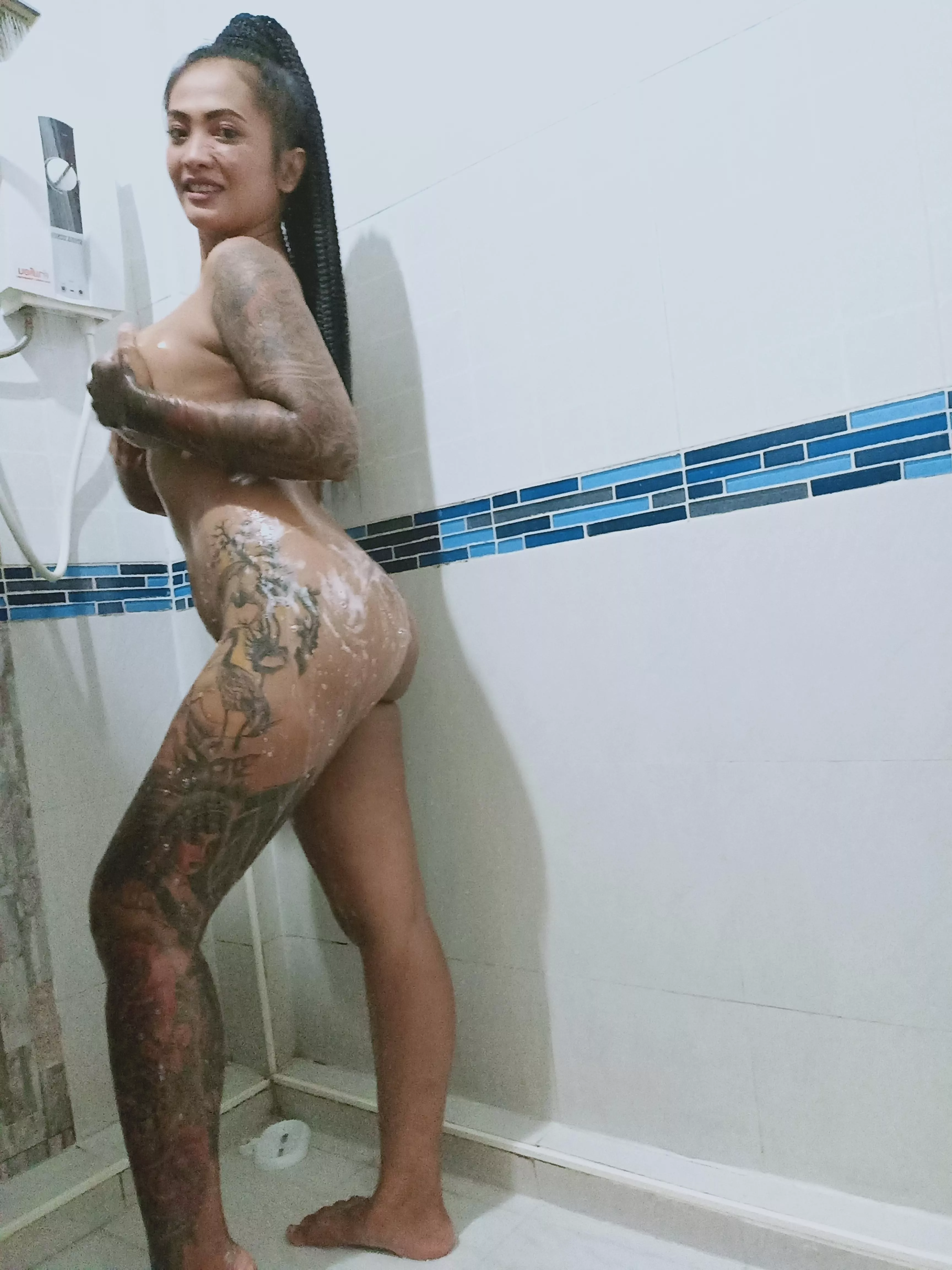 Do you fun some fun with me in shower?? posted by cocontsoil