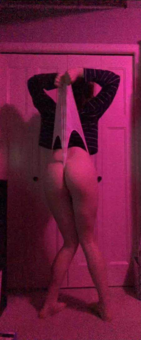 do you guys ever finish from just a wedgie? by stephaniee33