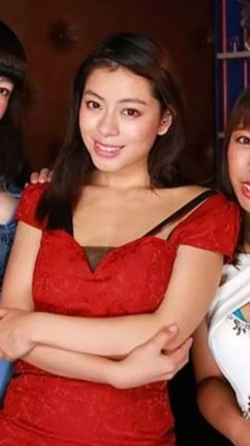 Do you guys know her? by Cloverly01