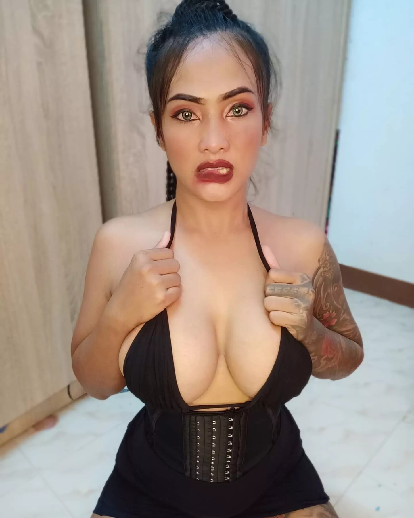 Do you like asain girl 😘😘😘 posted by cocontsoil