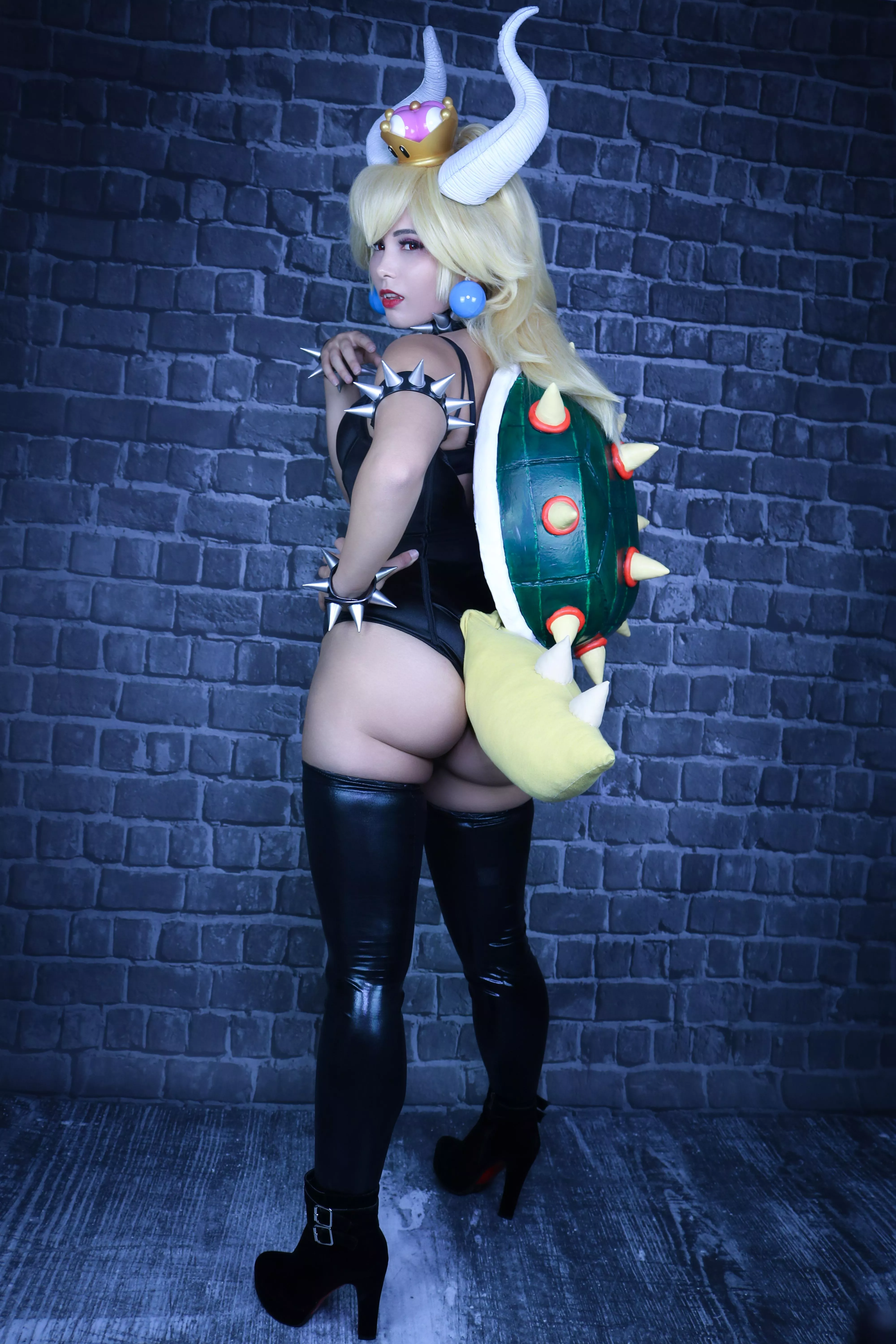 Do you like Bowsette's booty? (By Gunaretta) posted by Gunaretta