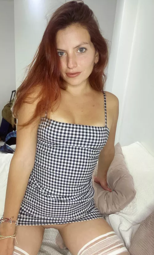 Do you like cute moms ? by Freejasmine