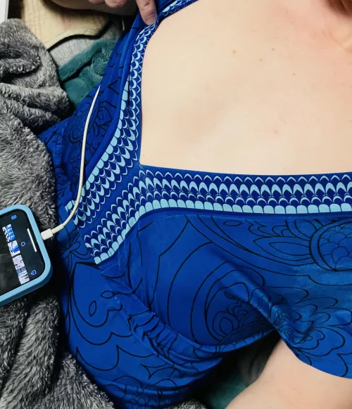 Do you like easy access tops ?? by Curious_Contact2002