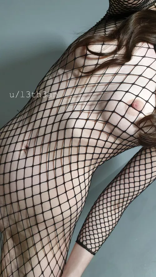 Do you like fishnets? by l3th3an