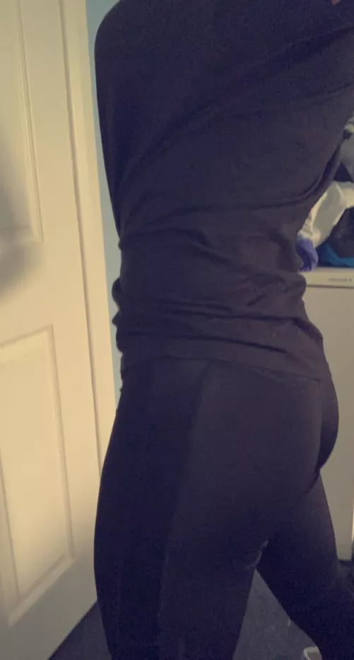 do you like it?🍑 by grassbutt3