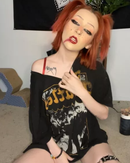 Do you like it a little messy? by lysscutiex