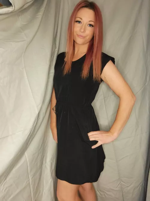 Do you like little black dresses? by thatcuntrygirl524