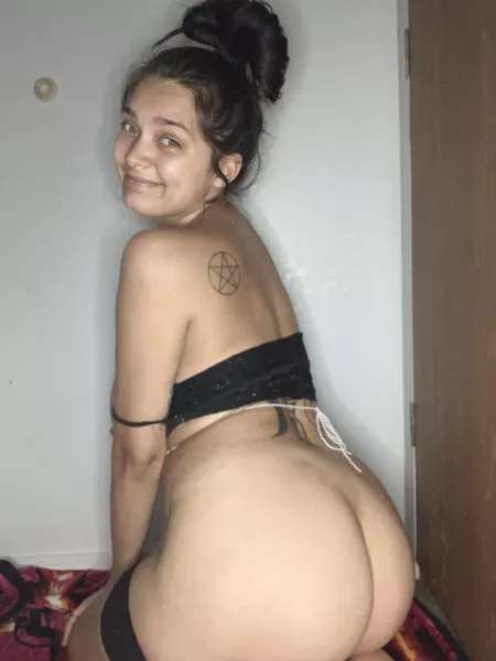 Do you like my back dimples ? They look like good thumb placements to me by Keysalove