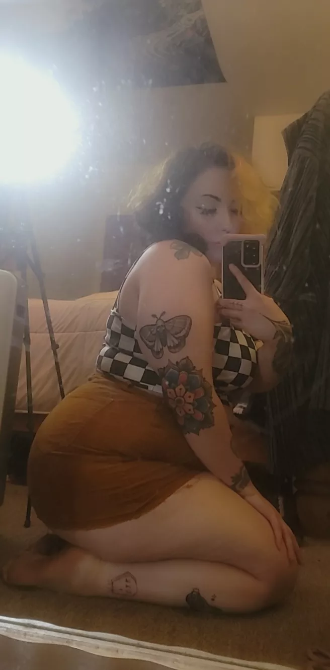 😋😋 do you like my body? posted by of_gothbabydoll