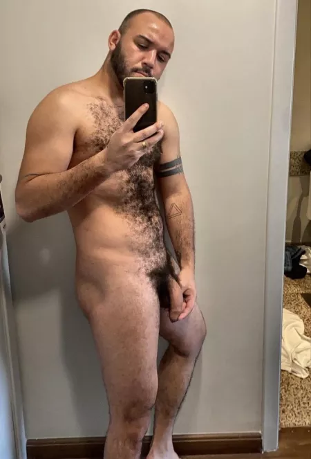 Do you like my brazilian hairy body? WOOF! 🐻 by mineirobh