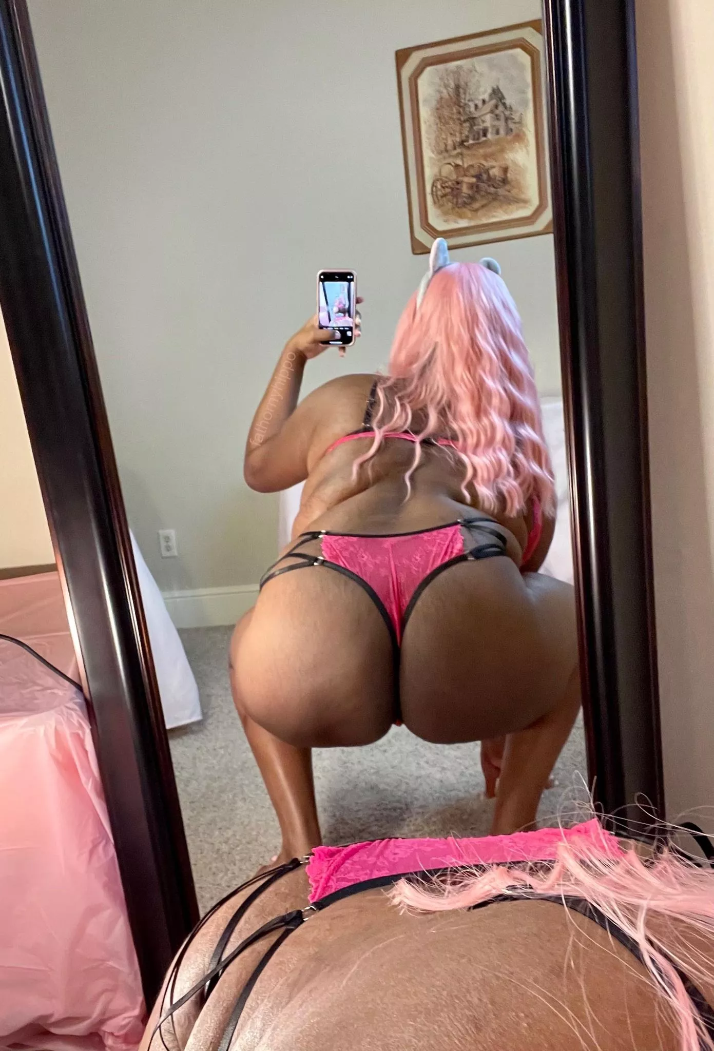 Do you like my chocolate booty? 🍫💖 posted by fathornyhippo
