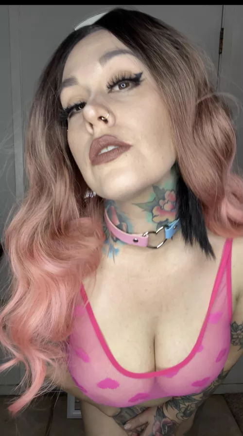 Do you like my collar? by Coconut-Silent