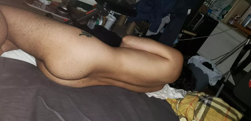 Do you like my curve? by arkhnyc