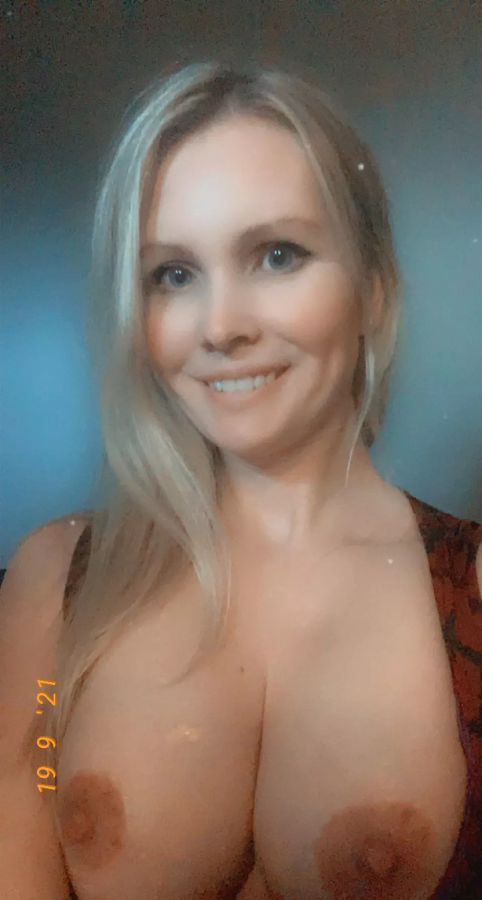 do you like my eyes posted by hollyjane774