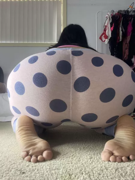 Do you like my fat ass baby by curvymrsx