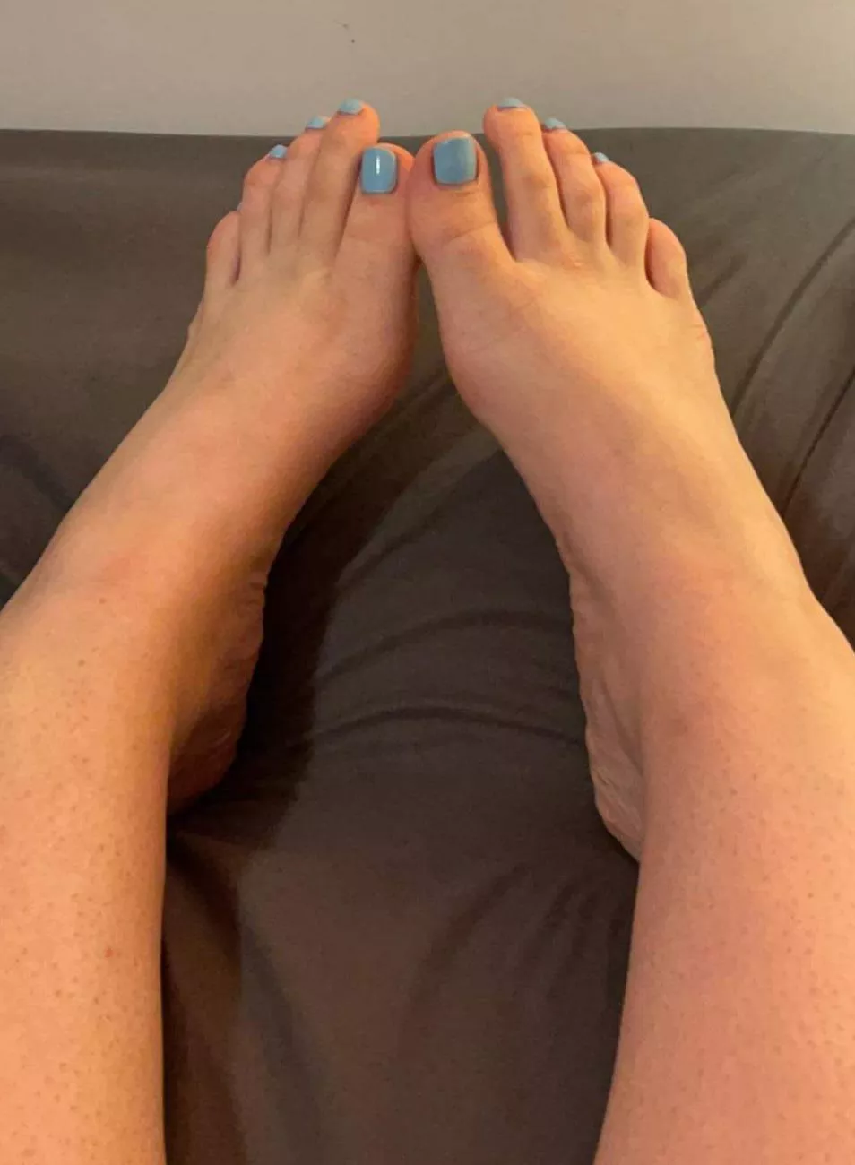 Do you like my feet baby? 💋💞 posted by Kporn123