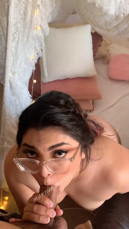 Do you like my glasses? :) by MarinaMaree