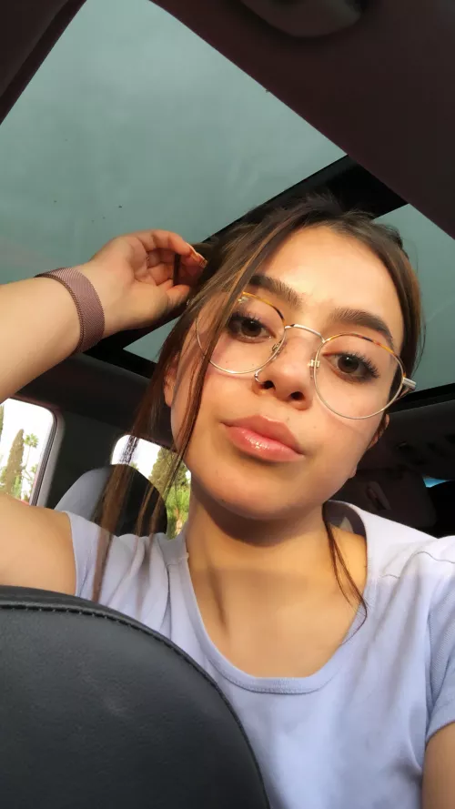 do you like my glasses? by elciesativa