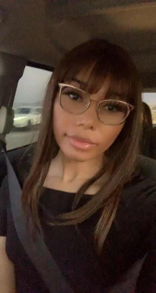 do you like my glasses? 🤓 by dolldelphine