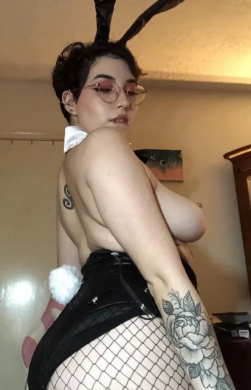 do you like my halloween costume? ☺️ 🎃 by amoralamort