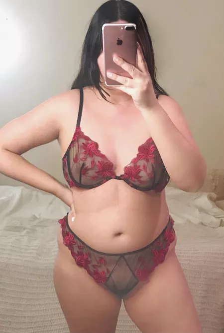 Do you like my Latina body? by nataliaonlyfans