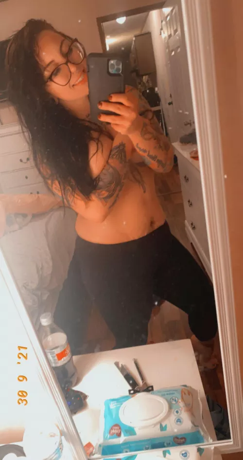 Do you like my mom bod? by Megannnpie