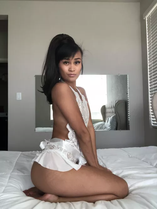 Do you like my outfit? 👄 by sunshinesina