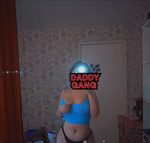 Do you like my outfit?